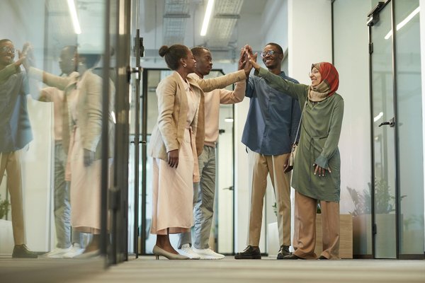 How Can New UK Businesses Best Navigate Initial Growth Challenges?